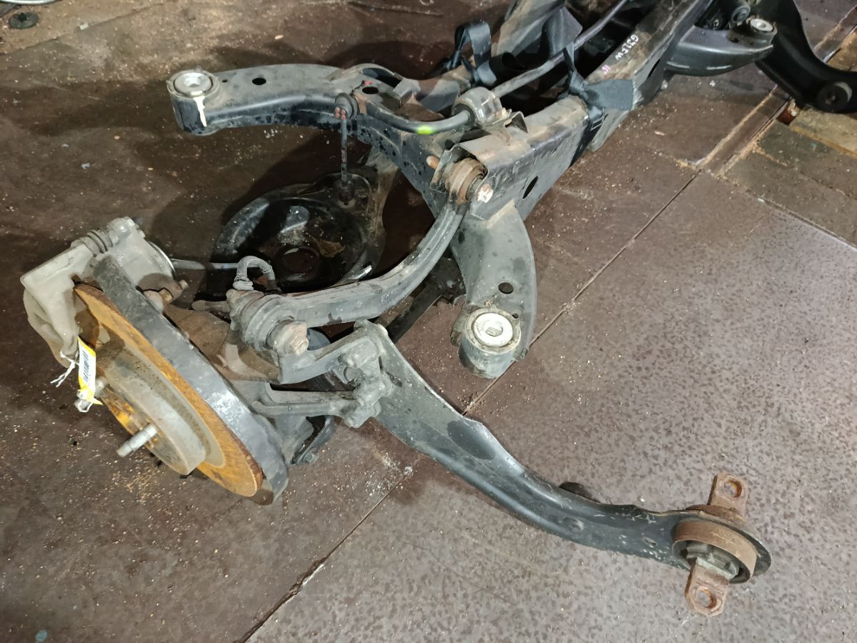 Балка подвески на Mazda Atenza GJ2FW SH-VPTR Фото 5