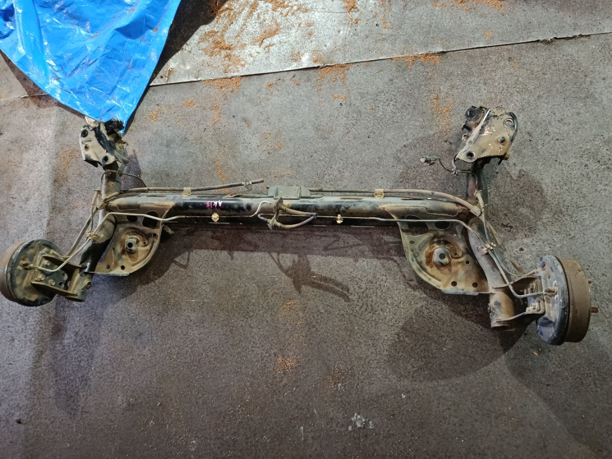 Балка подвески на Nissan March AK12 CR12DE Фото 1