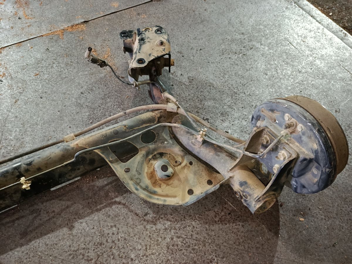 Балка подвески на Nissan March AK12 CR12DE Фото 3