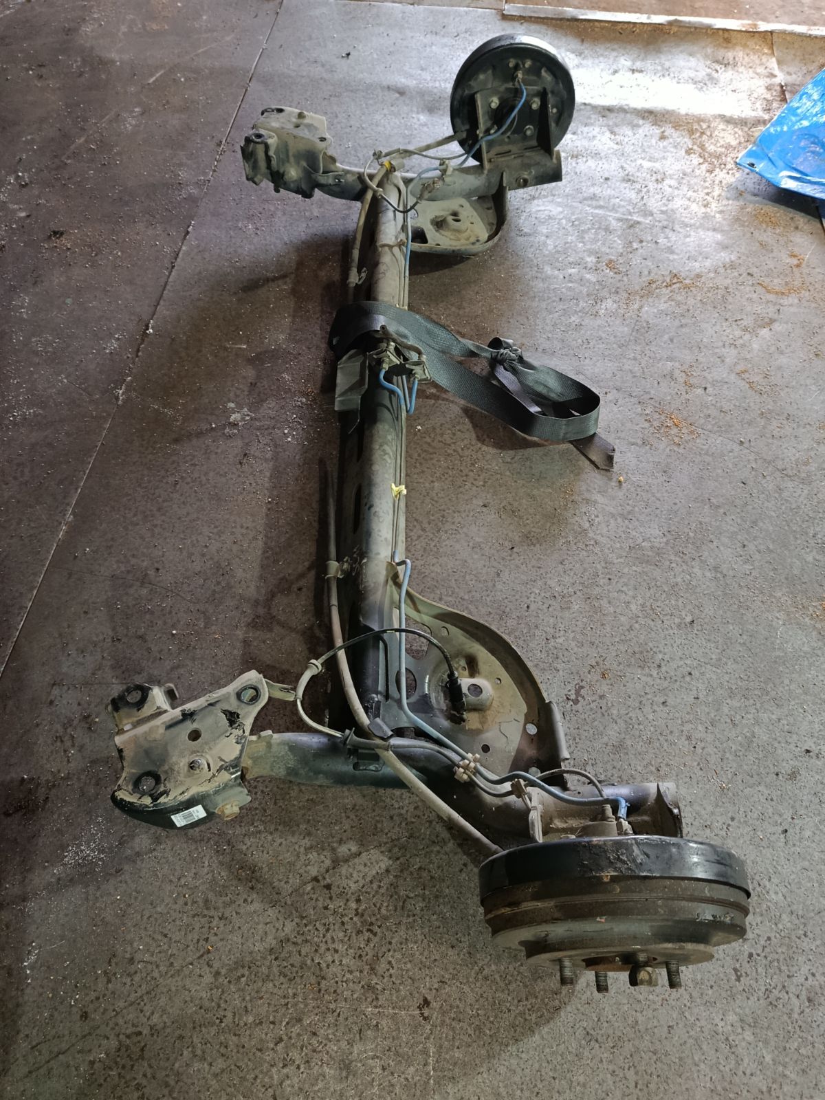 Балка подвески на Nissan Tiida Latio SC11 HR15DE Фото 2