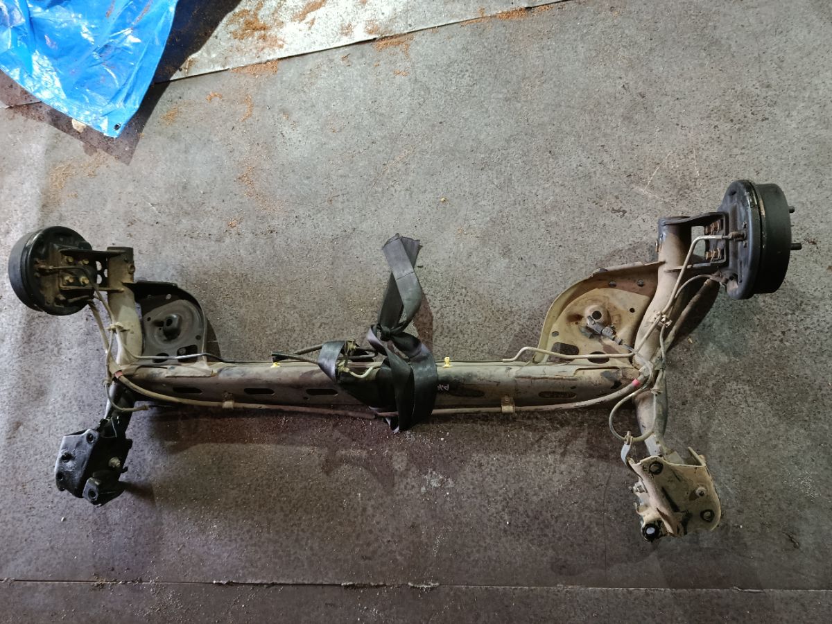 Балка подвески на Nissan March AK12 CR12DE Фото 1