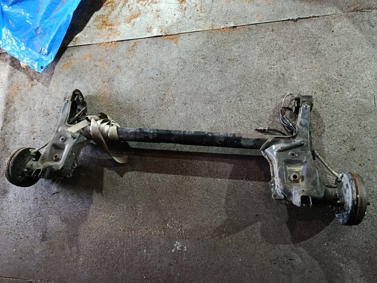 Балка подвески на Toyota Passo NGC30 1NR-FE Фото 2