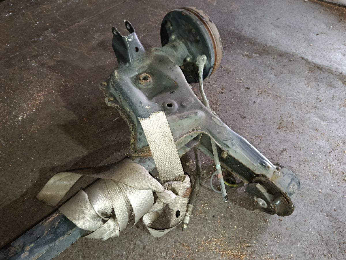 Балка подвески на Toyota Passo NGC30 1NR-FE Фото 6