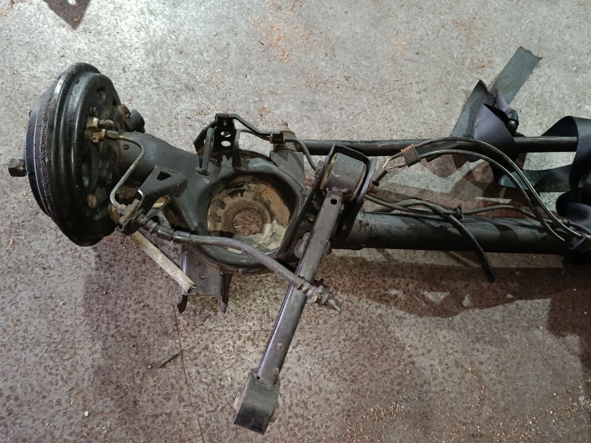 Балка подвески на Nissan Cube Z10 CG13DE Фото 6