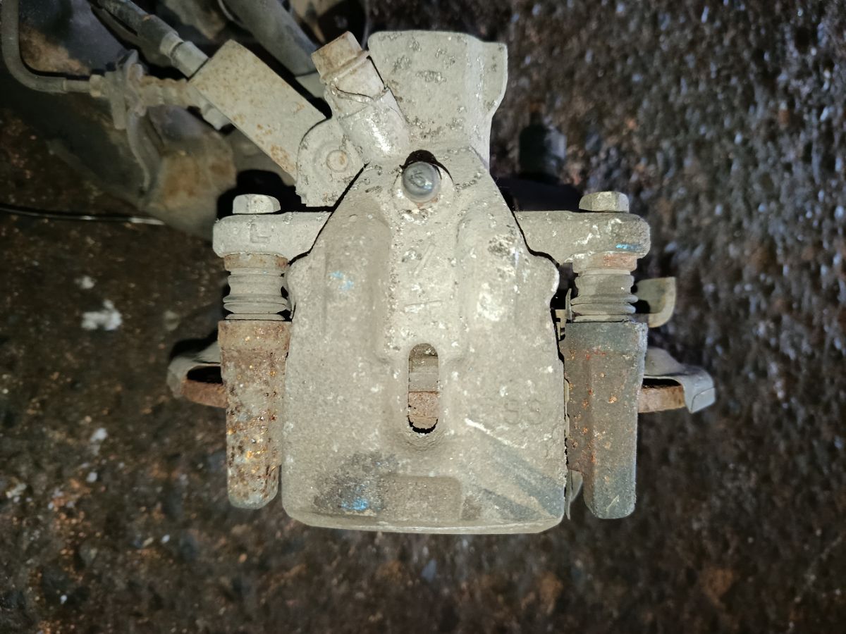 Балка подвески на Suzuki Swift ZD72S K12B Фото 4