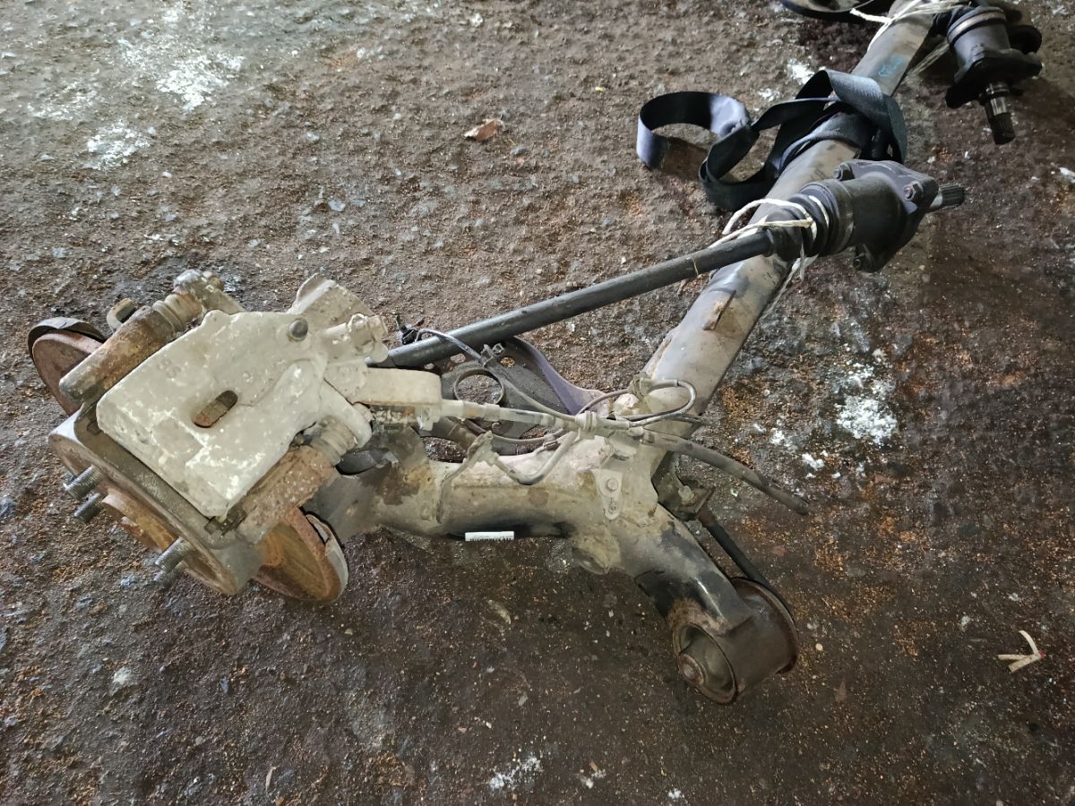 Балка подвески на Suzuki Swift ZD72S K12B Фото 8