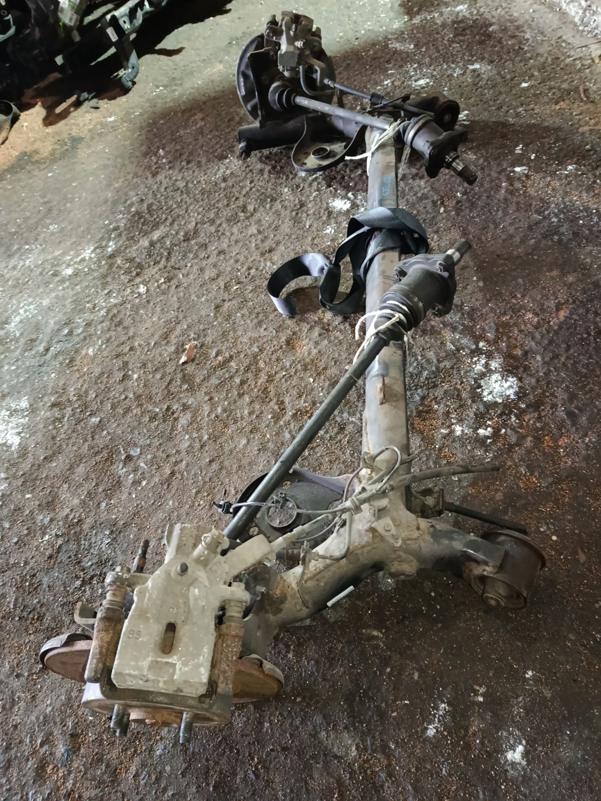 Балка подвески на Suzuki Swift ZD72S K12B Фото 12