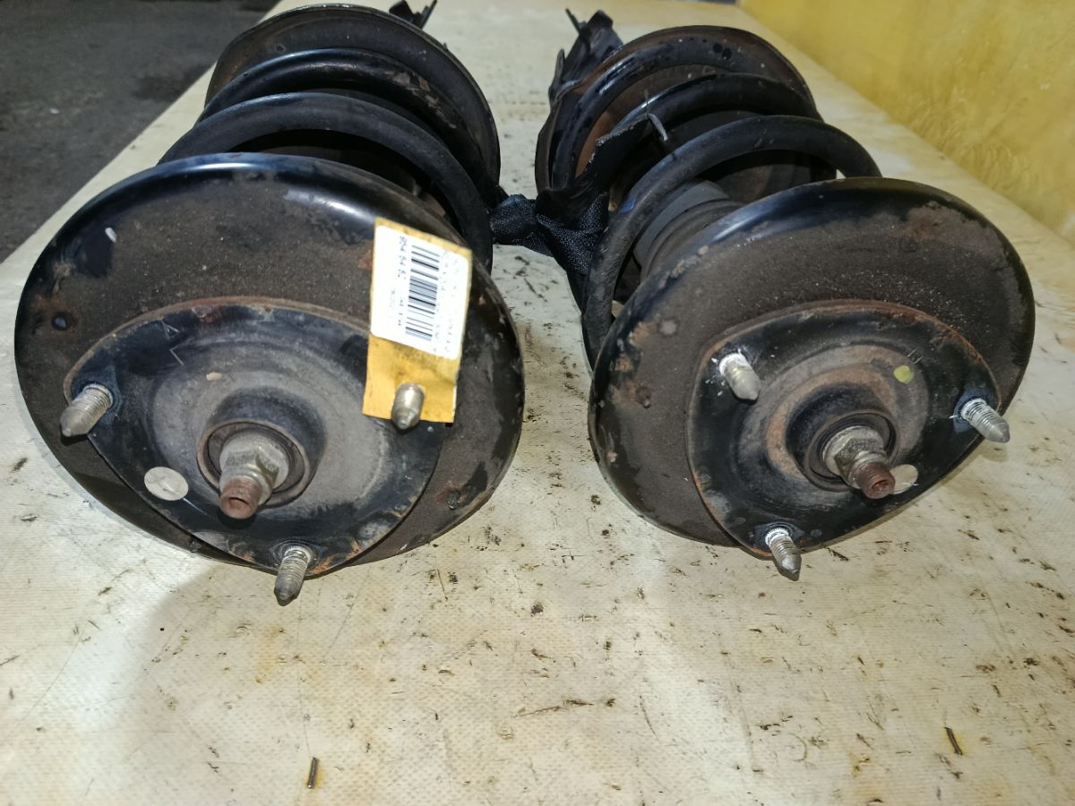 Стойка амортизатора на Honda Cr-V RD5 K20A Фото 2