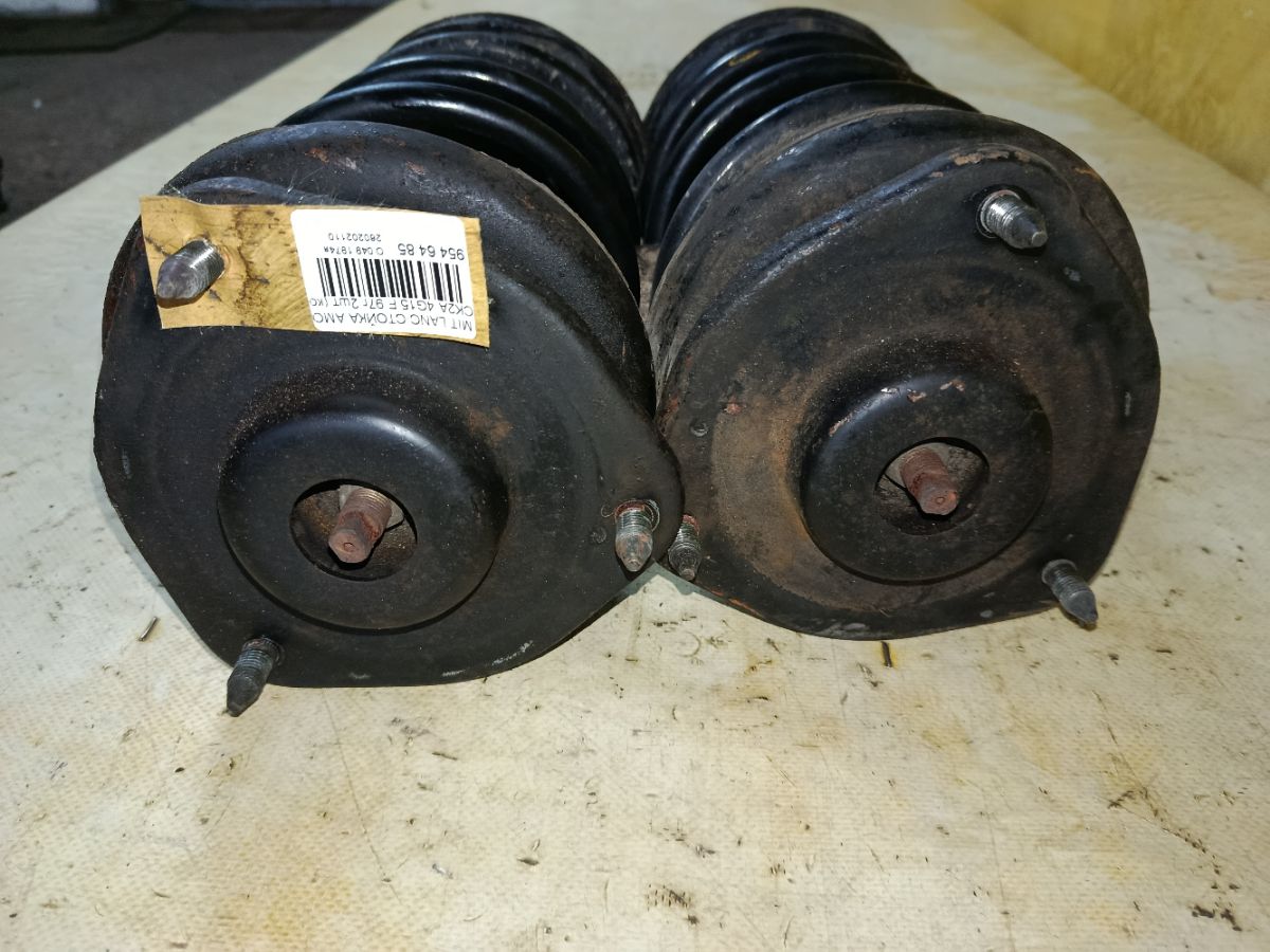 Стойка амортизатора на Mitsubishi Lancer CK2A 4G15 Фото 2