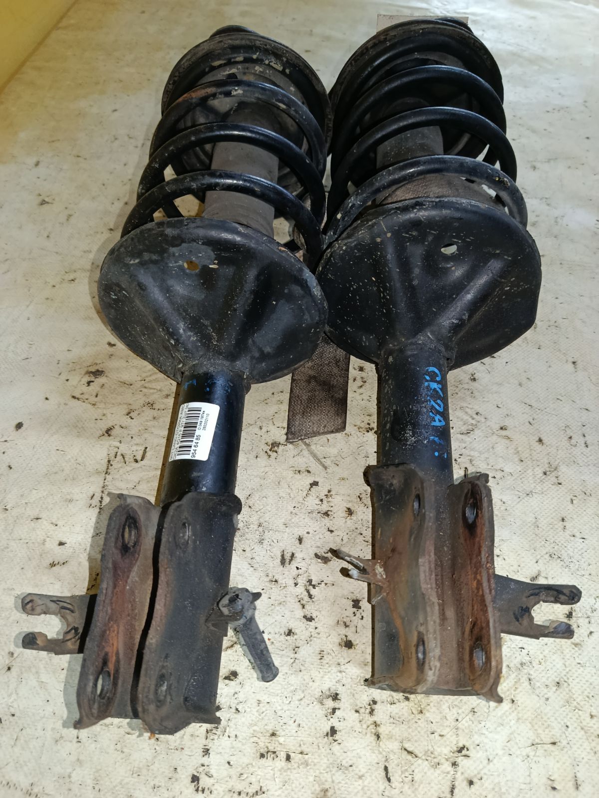 Стойка амортизатора на Mitsubishi Lancer CK2A 4G15 Фото 4