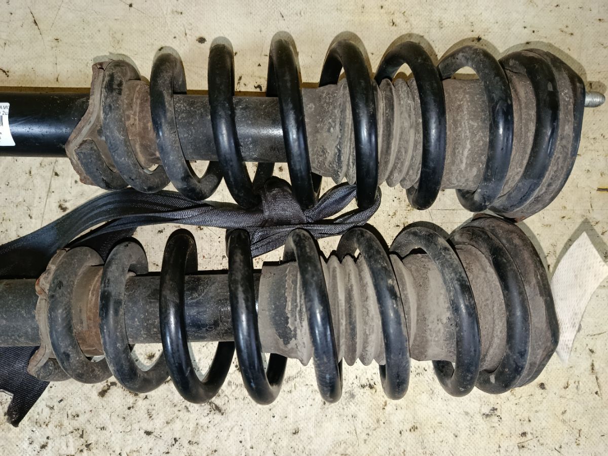 Стойка амортизатора на Mazda Atenza GH5AW L5-VE Фото 3