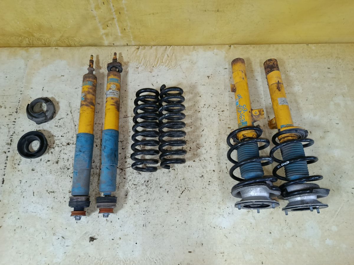 Стойка амортизатора на Bmw 3-Series E91-VS12 N52 Фото 1