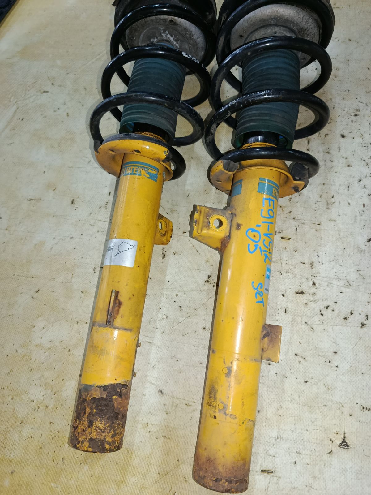 Стойка амортизатора на Bmw 3-Series E91-VS12 N52 Фото 5