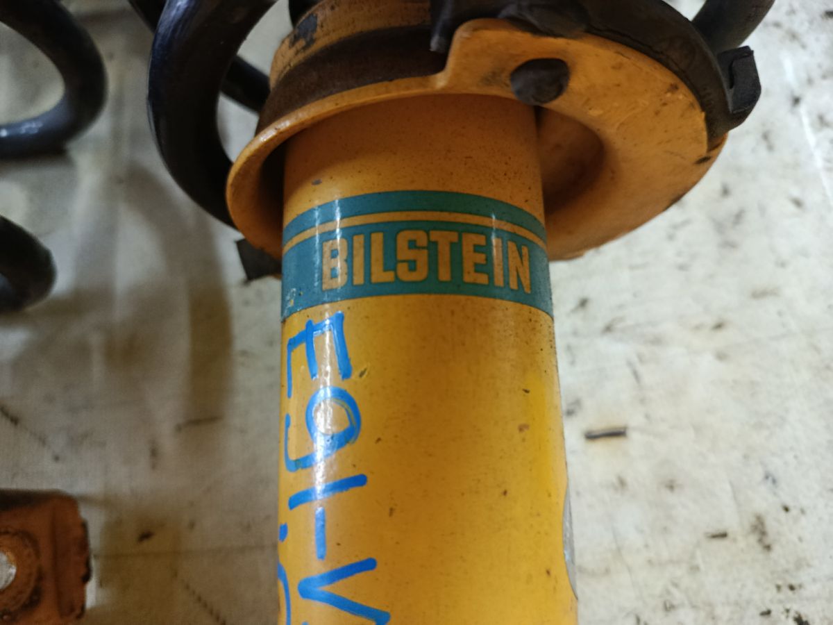 Стойка амортизатора на Bmw 3-Series E91-VS12 N52 Фото 6