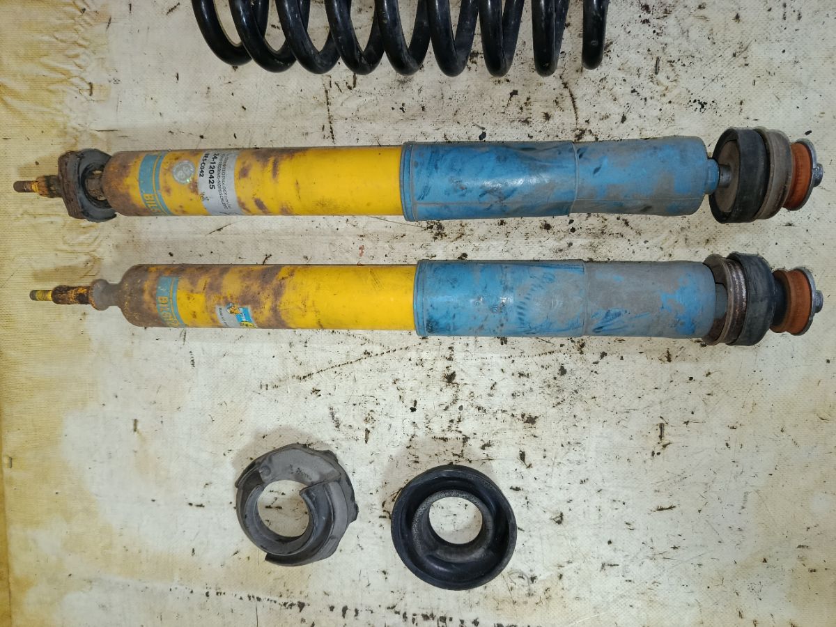 Стойка амортизатора на Bmw 3-Series E91-VS12 N52 Фото 10