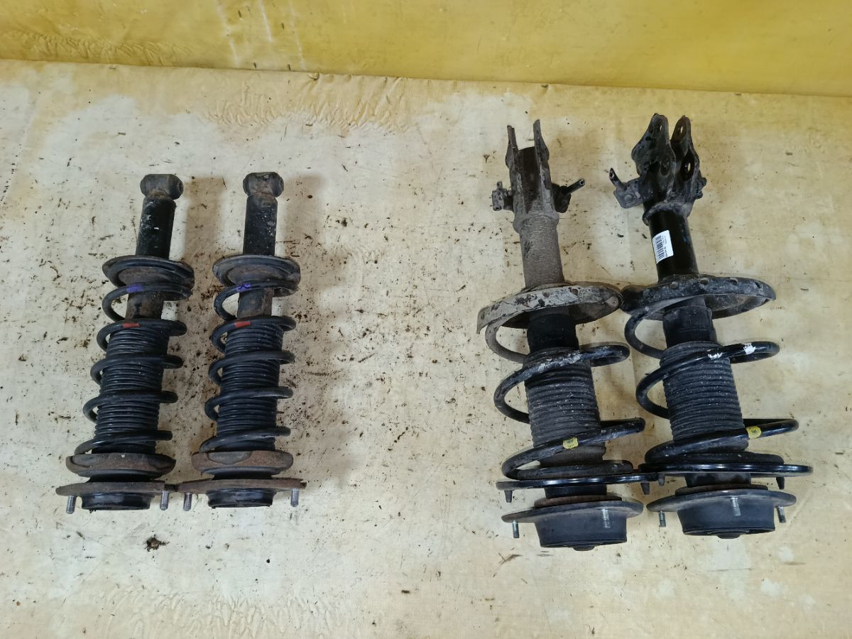 Стойка амортизатора на Subaru Impreza Wagon GH3 EL154 Фото 1