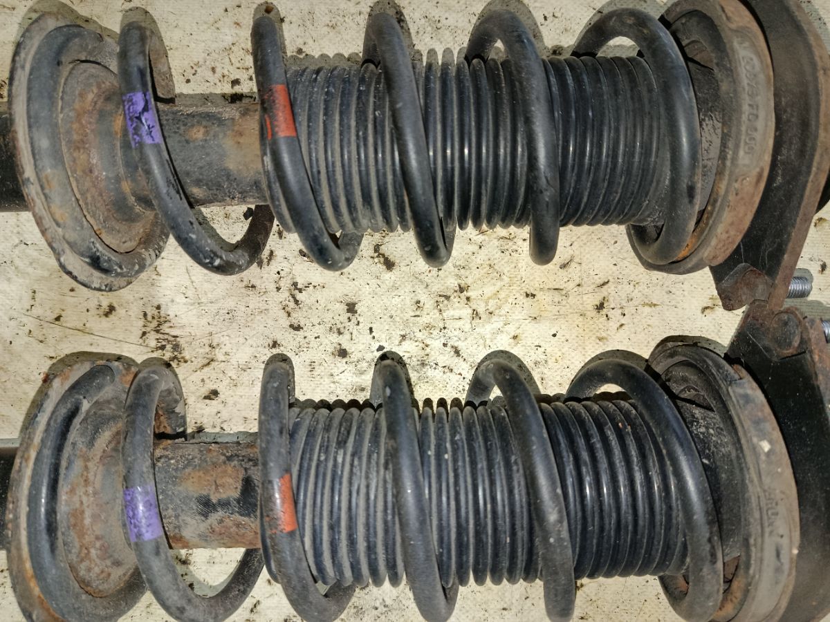 Стойка амортизатора на Subaru Impreza Wagon GH3 EL154 Фото 8