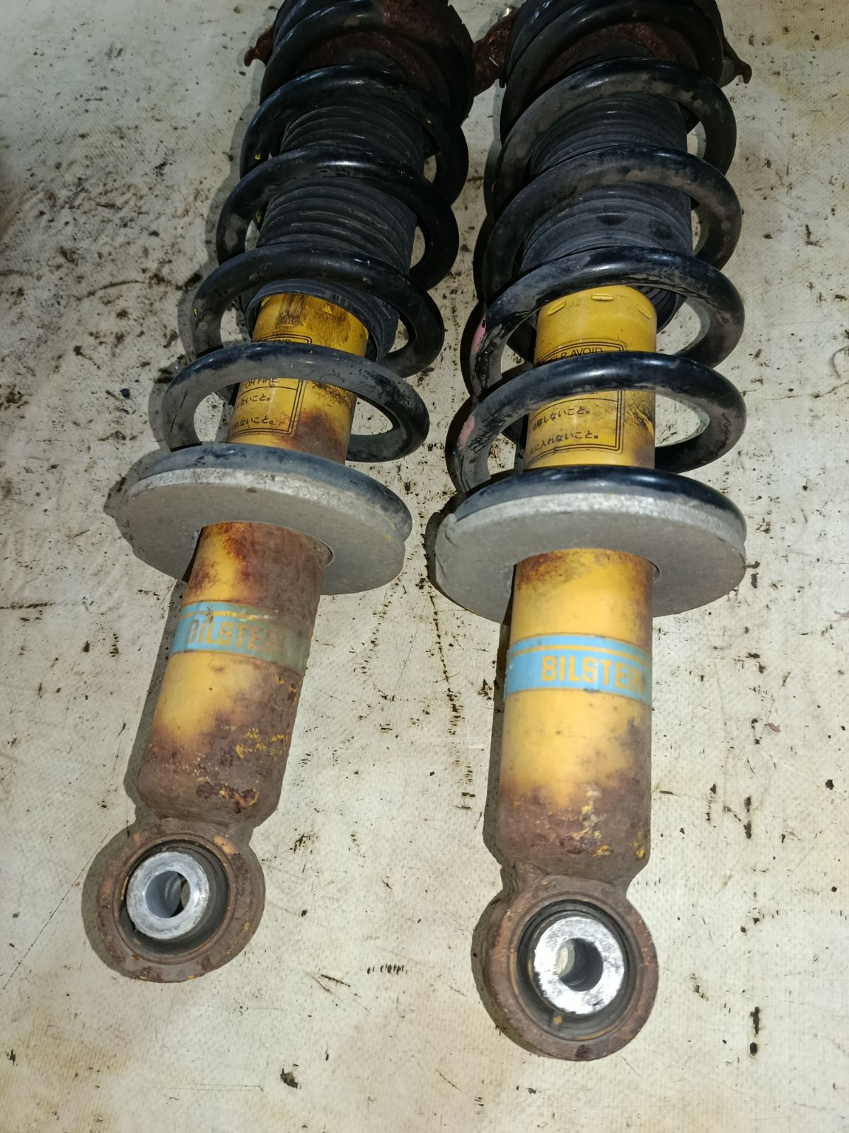 Стойка амортизатора на Subaru Legacy Wagon BP5 EJ20X Фото 11