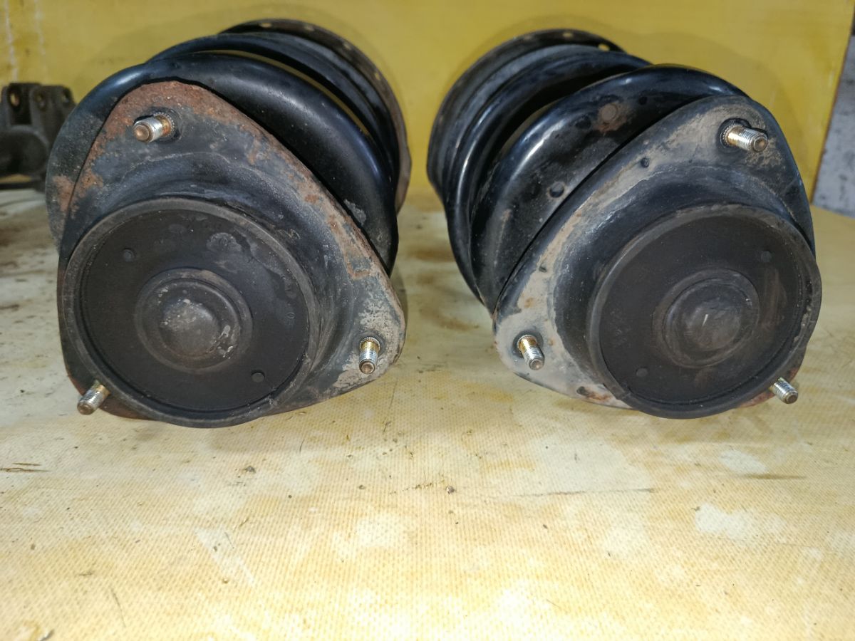 Стойка амортизатора на Subaru Impreza Wagon GG3 EJ152 Фото 3