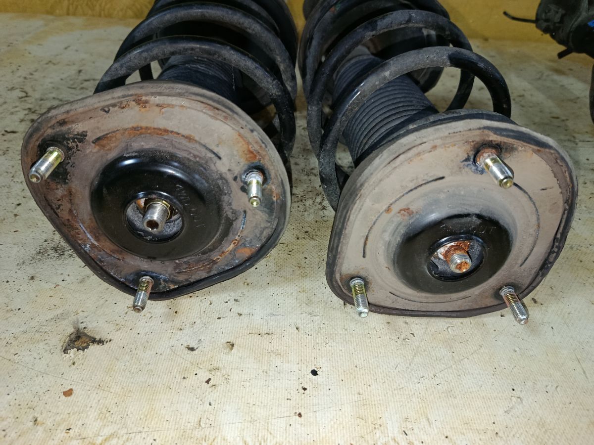 Стойка амортизатора на Subaru Impreza Wagon GG3 EJ152 Фото 7