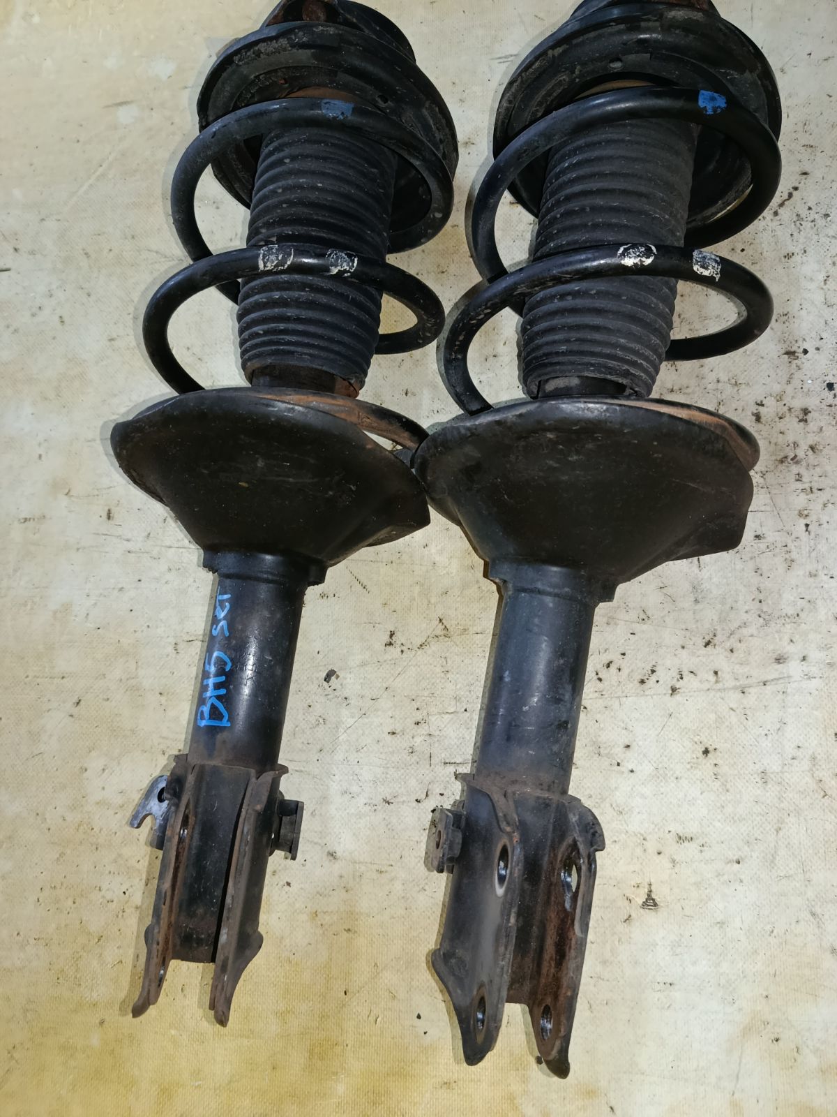 Стойка амортизатора на Subaru Legacy Wagon BH5 EJ204 Фото 5