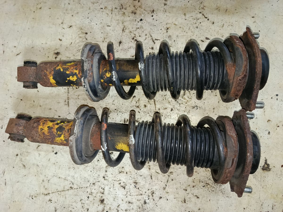 Стойка амортизатора на Subaru Legacy Wagon BR9 EJ25 Фото 7