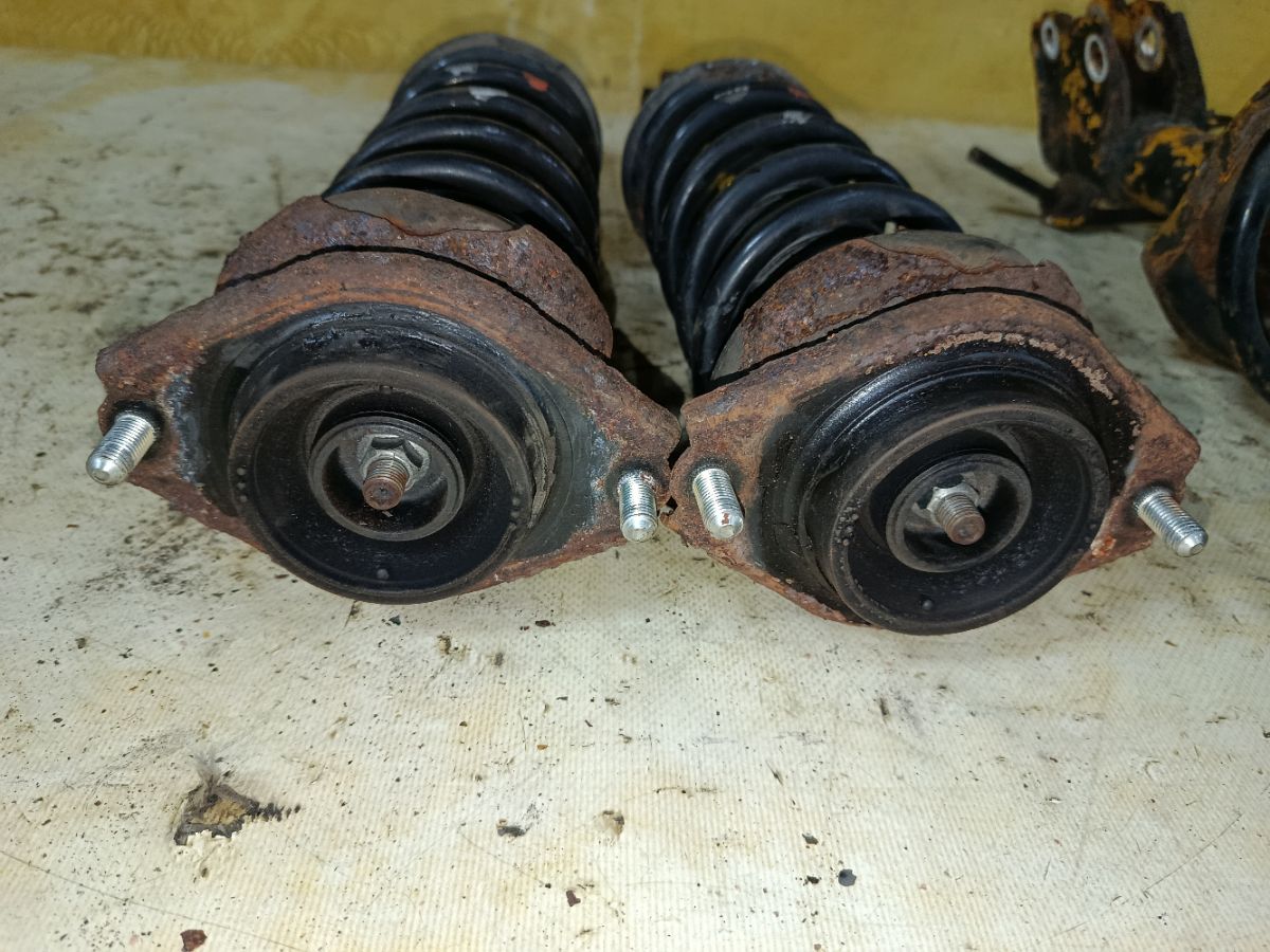 Стойка амортизатора на Subaru Legacy Wagon BR9 EJ25 Фото 8