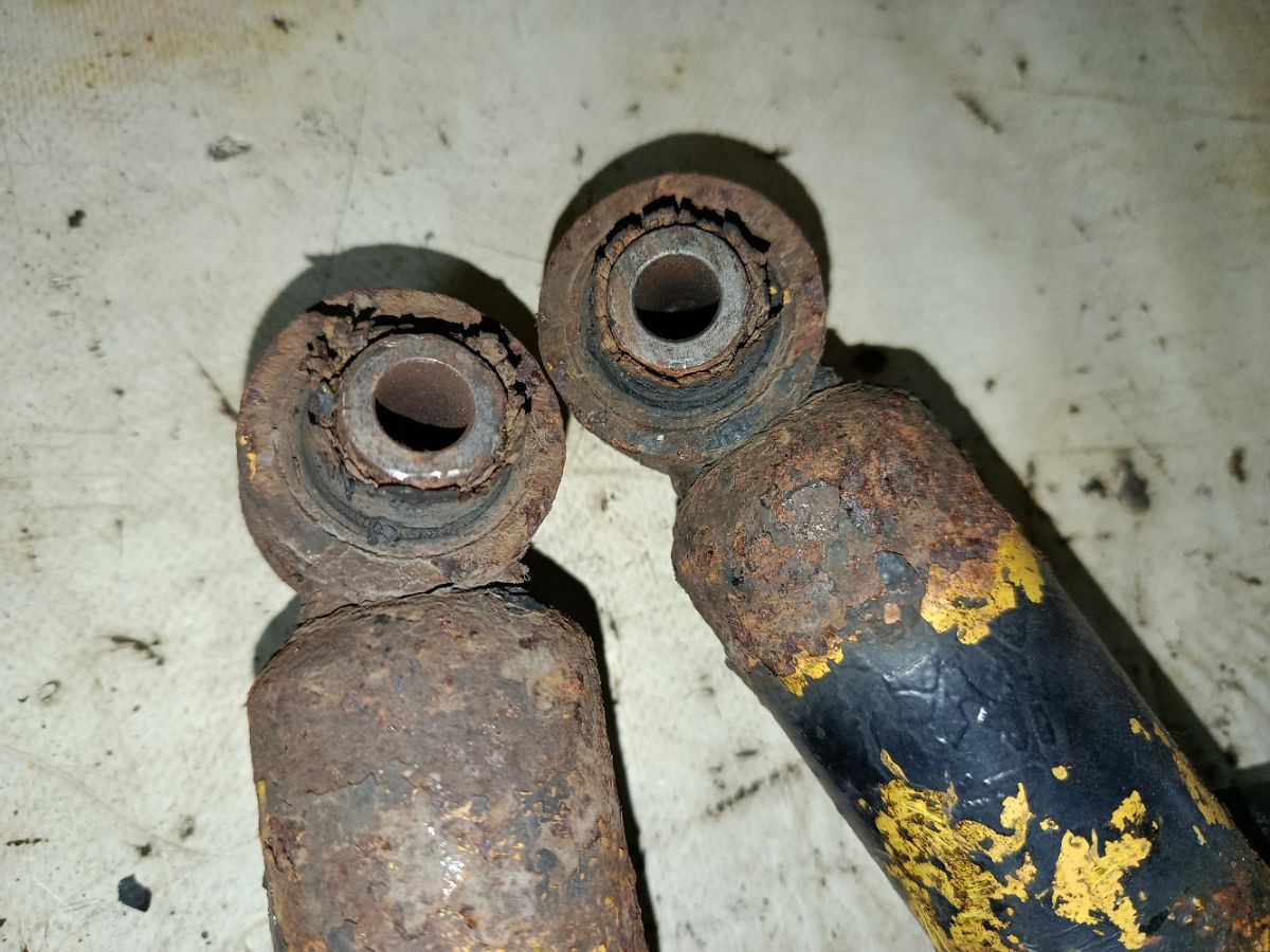 Стойка амортизатора на Subaru Legacy Wagon BR9 EJ25 Фото 11