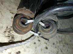 Амортизатор на Daihatsu Yrv M211G Фото 2