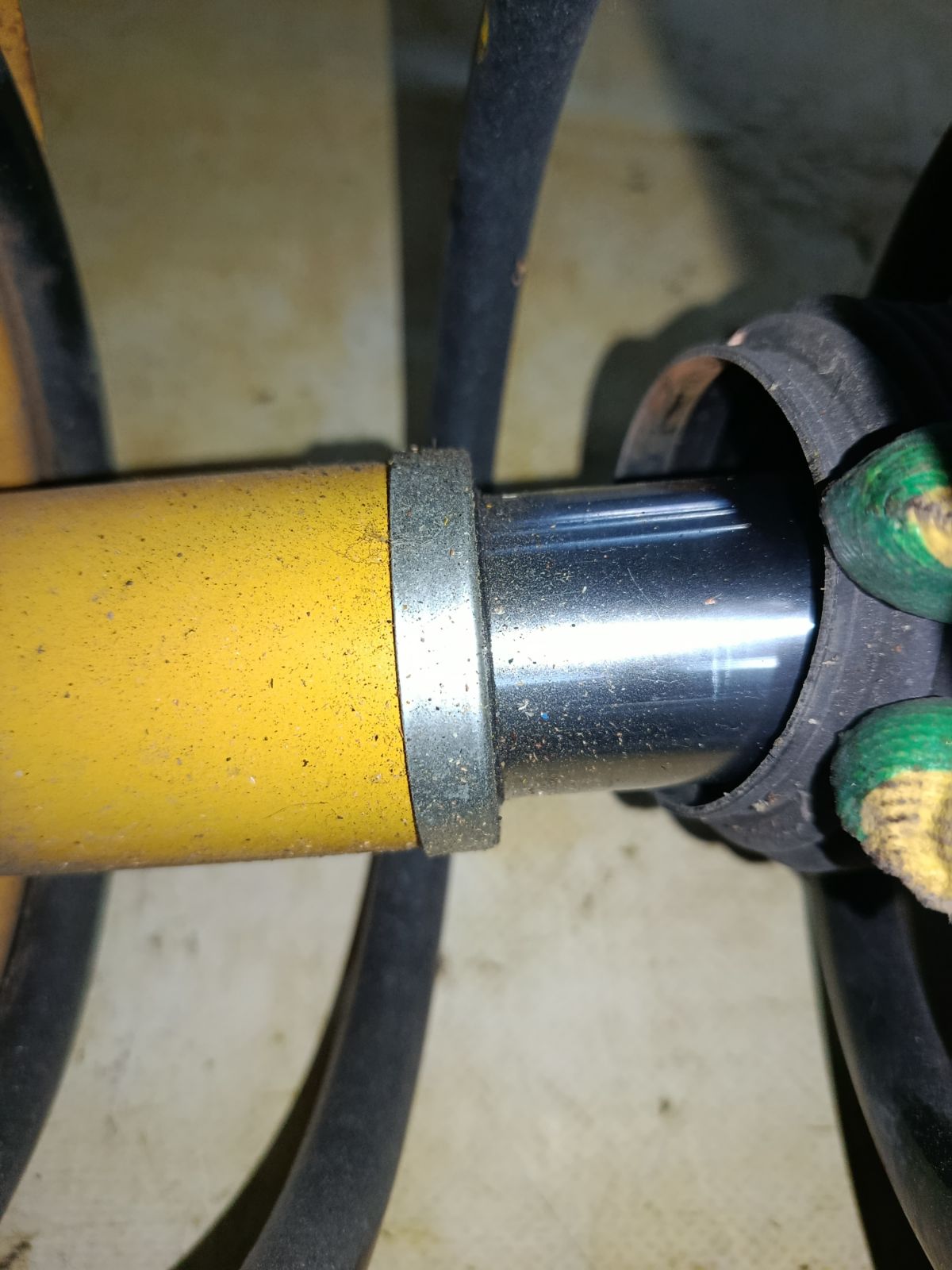 Стойка амортизатора на Subaru Legacy BM9 EJ253 Фото 5