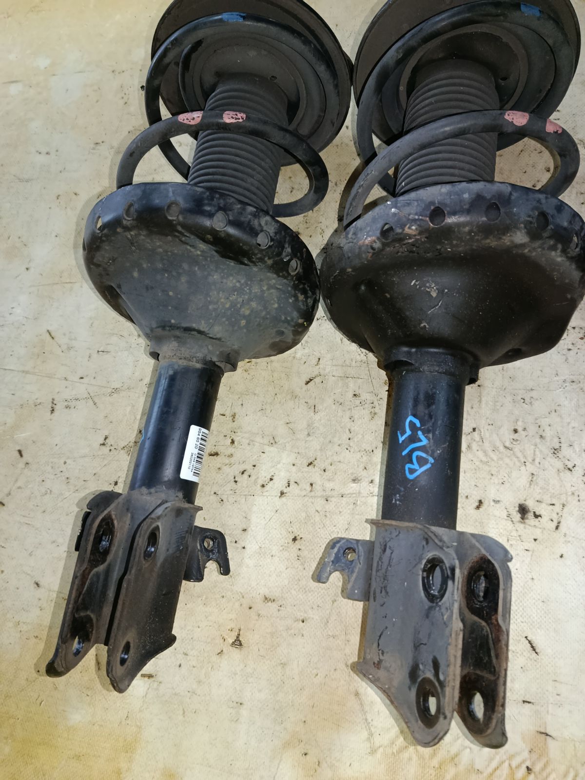 Стойка амортизатора на Subaru Legacy BL5 EJ20 Фото 5