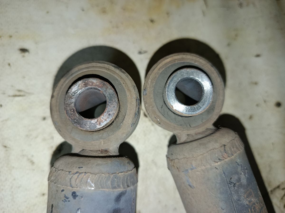 Стойка амортизатора на Subaru Legacy BL5 EJ20 Фото 10