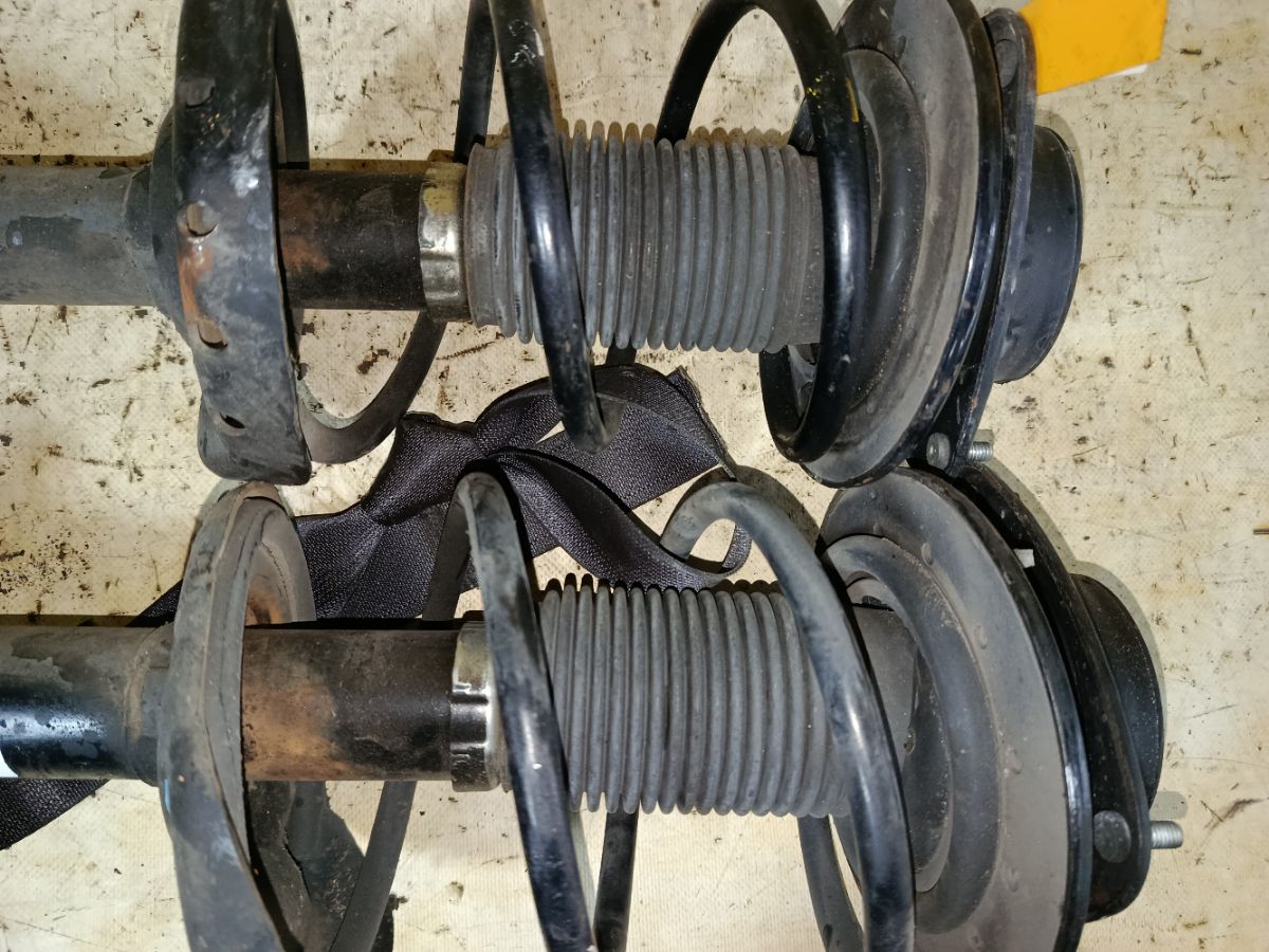 Стойка амортизатора на Subaru Impreza Wagon GH3 EL154 Фото 3