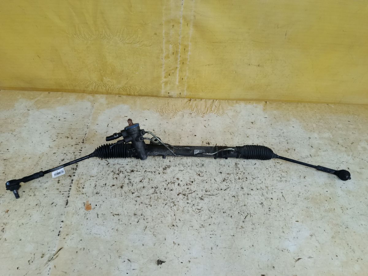 Рулевая рейка на Nissan Sunny FNB15 QG15DE Фото 1
