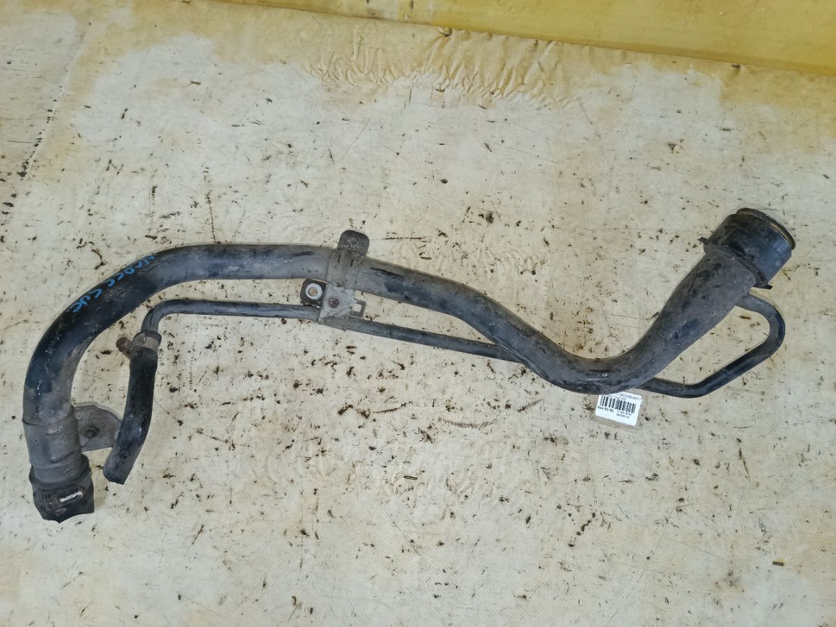 Заливная горловина топливного бака 77201-52100 на Toyota Succeed NCP55V 1NZ-FE Фото 1