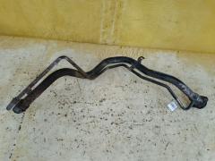 Заливная горловина топливного бака на Mitsubishi Grandis NA4W 4G69 Фото 3