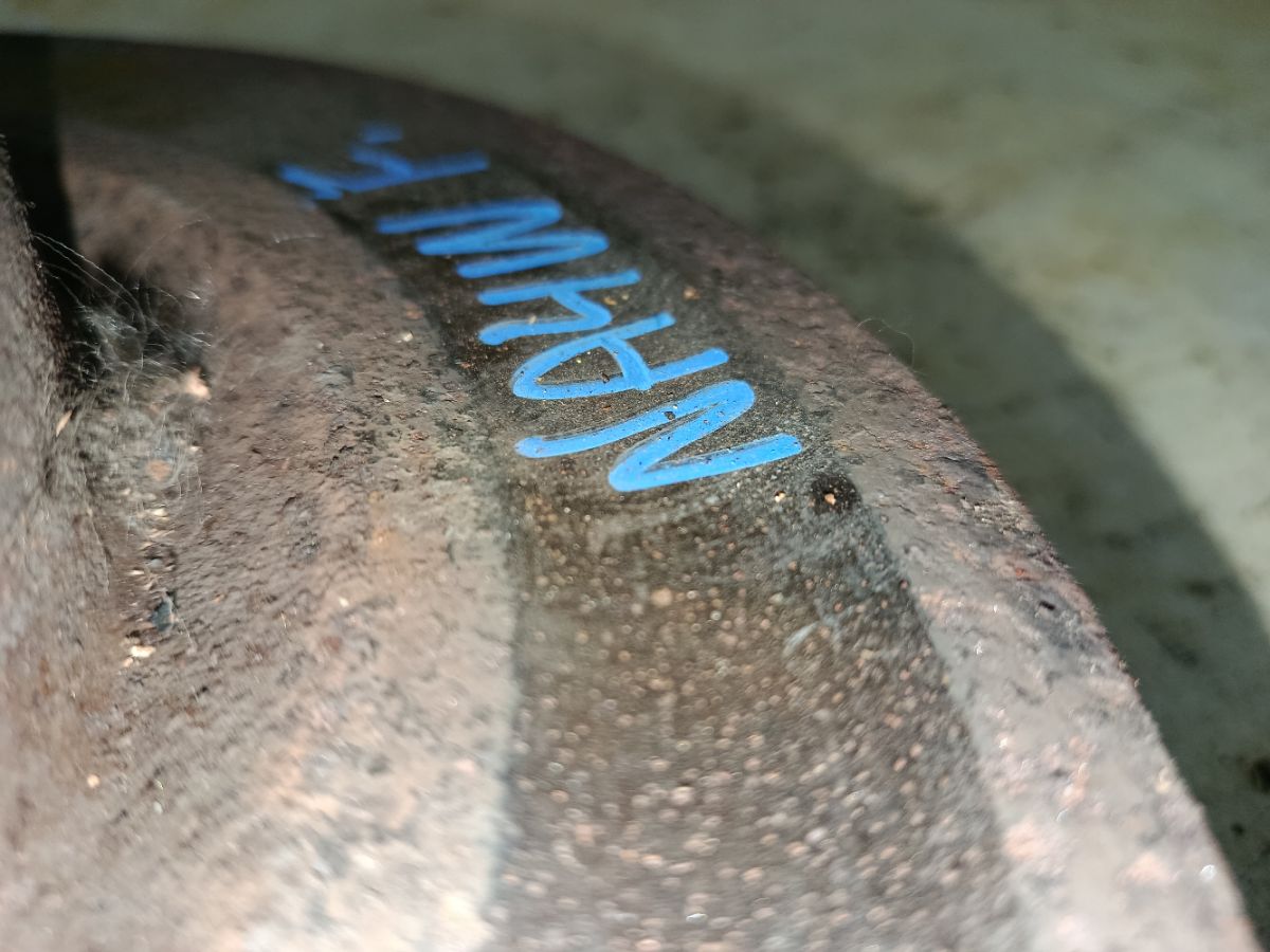 Тормозной диск MN102387, MN102389, RN1775 на Mitsubishi Grandis NA4W 4G69 Фото 3