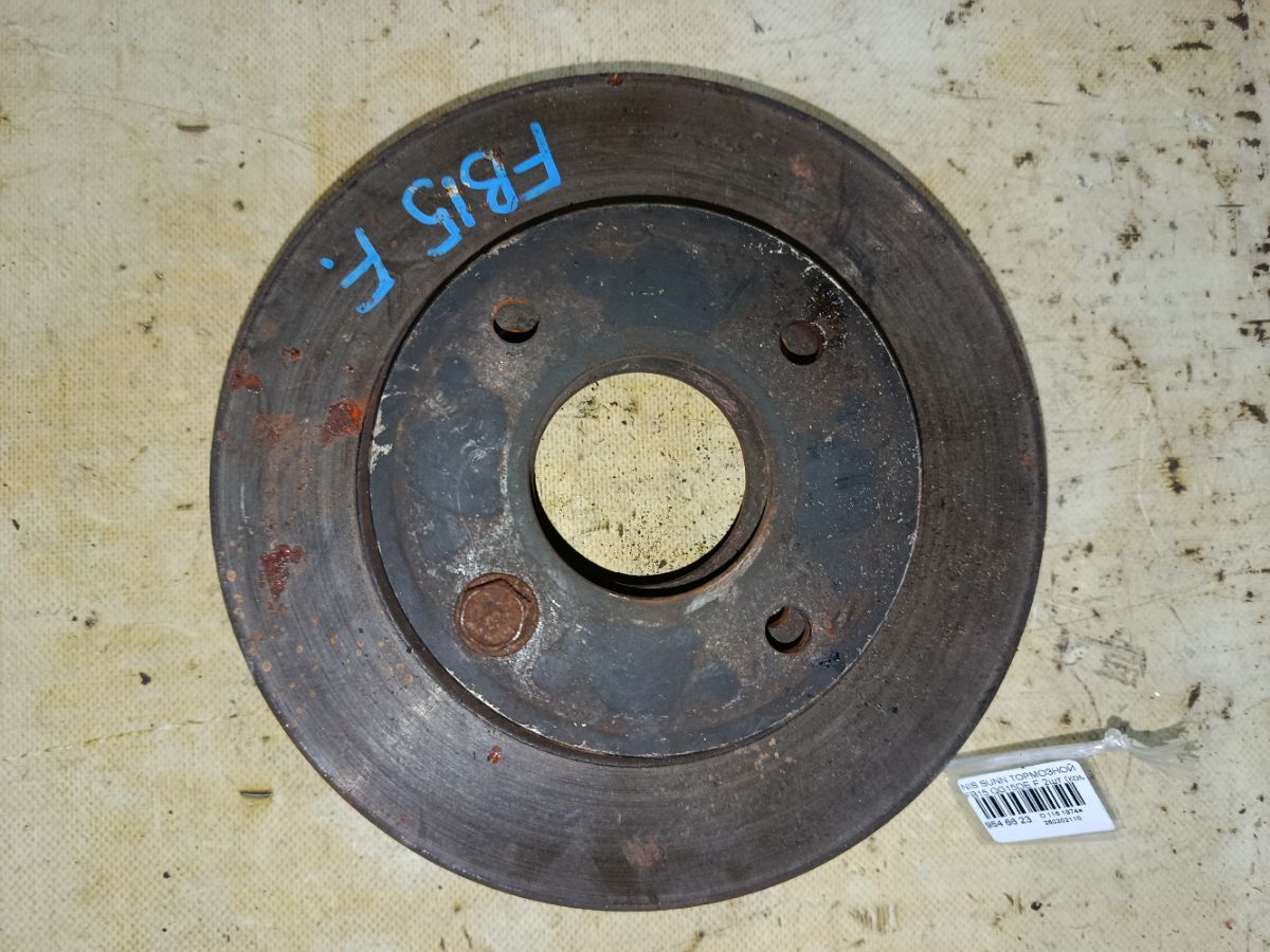 Тормозной диск 40206-4M400, 40206-4M401, 40206-4M402, 40206-4M403, 40206-4M404 на Nissan Sunny FB15 QG15DE Фото 1