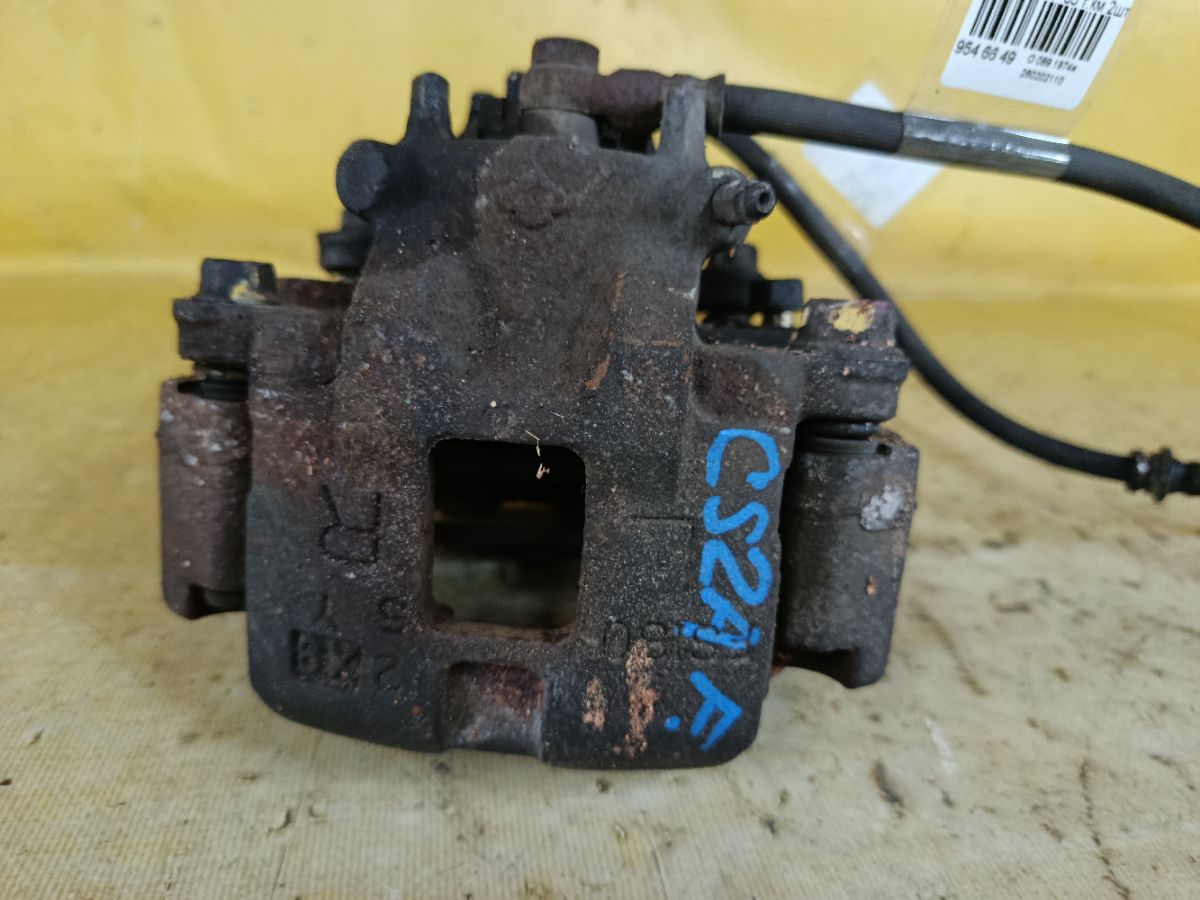 Суппорт на Mitsubishi Lancer Cedia CS2A 4G15 Фото 2