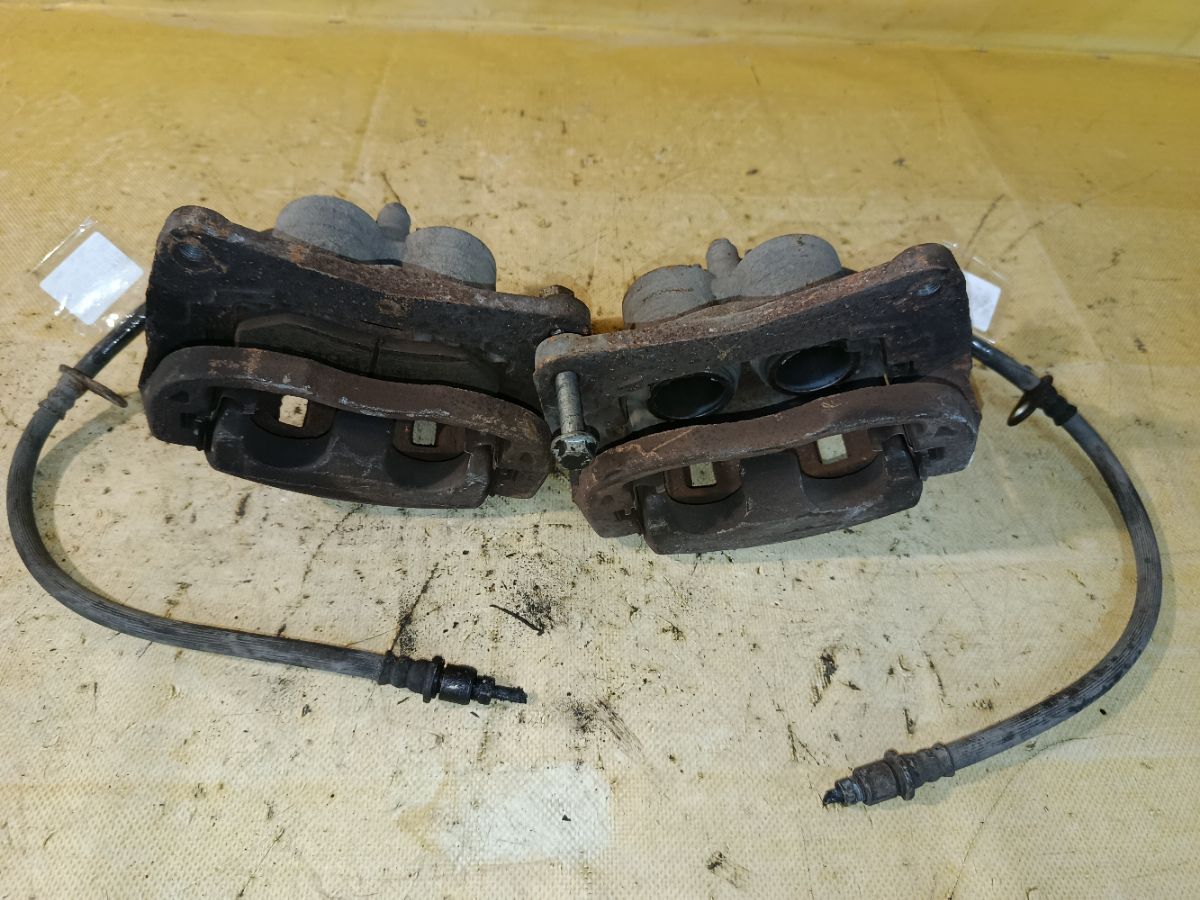 Суппорт на Subaru Legacy Wagon BP5 EJ204 Фото 3