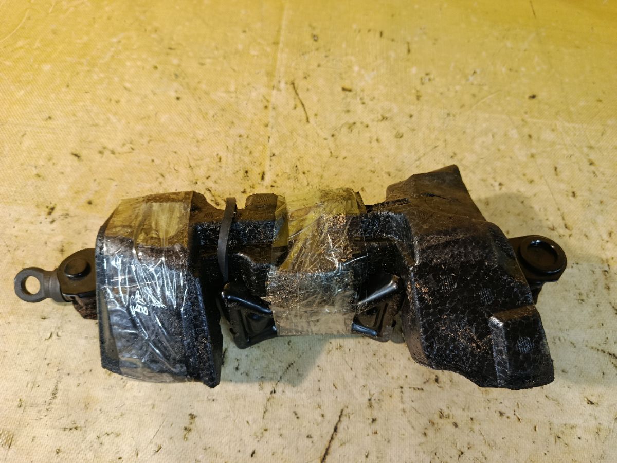 Домкрат на Toyota Camry ACV45 Фото 3