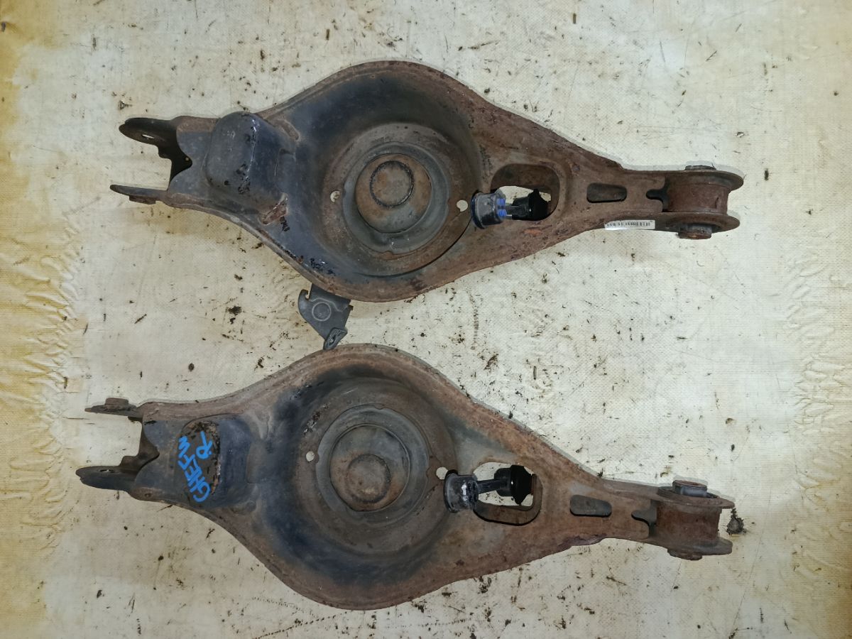 Рычаг на Mazda Atenza GHEFW LF Фото 1