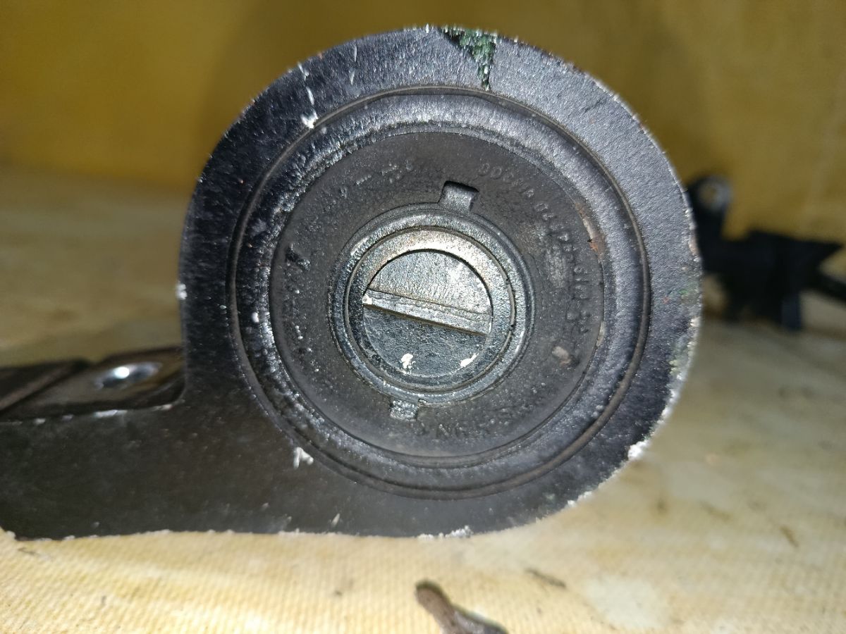 Рычаг 54500 8H310, SH-49085, UQ-075-3721, UQ-075FR-NT30 на Nissan X-Trail NT30 QR20DE Фото 2