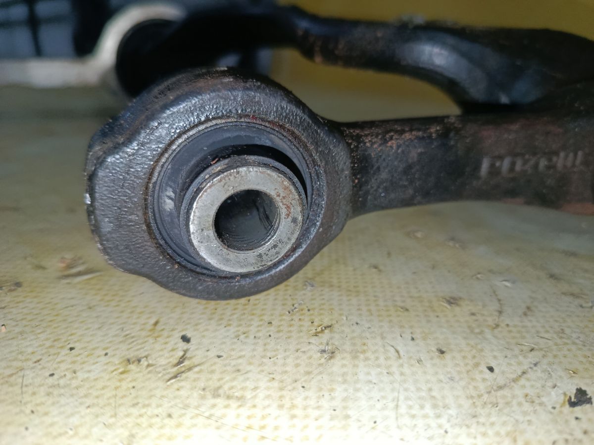 Рычаг на Mazda Atenza GH5AW L5-VE Фото 2