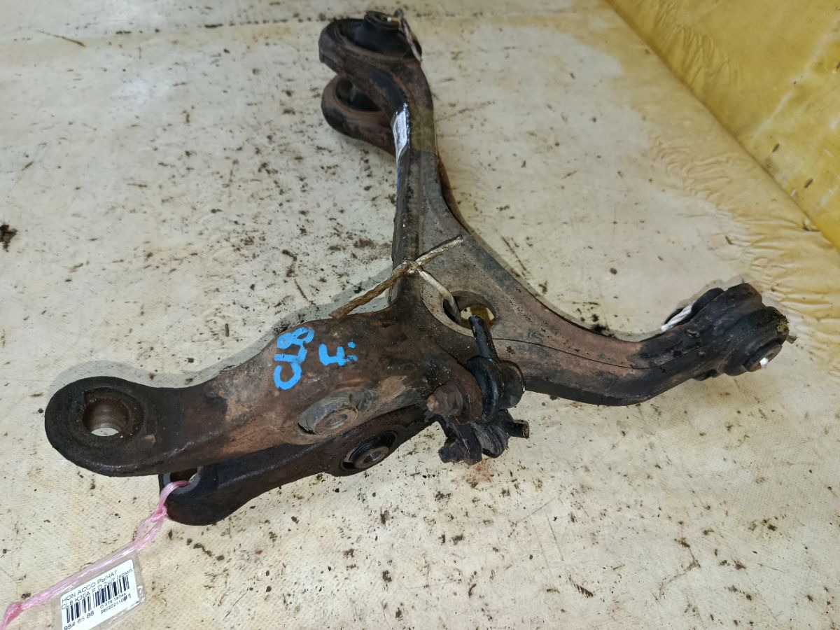 Рычаг на Honda Accord CL8 K20A Фото 3