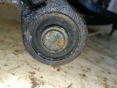 Рычаг на Nissan Bluebird Sylphy QNG10 QG18DE Фото 4