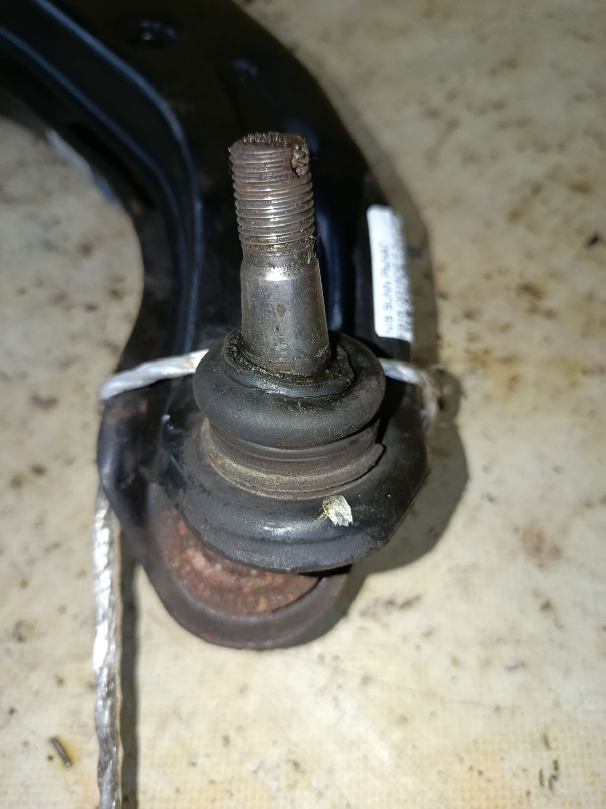 Рычаг на Nissan Sunny FB15 QG15DE Фото 2