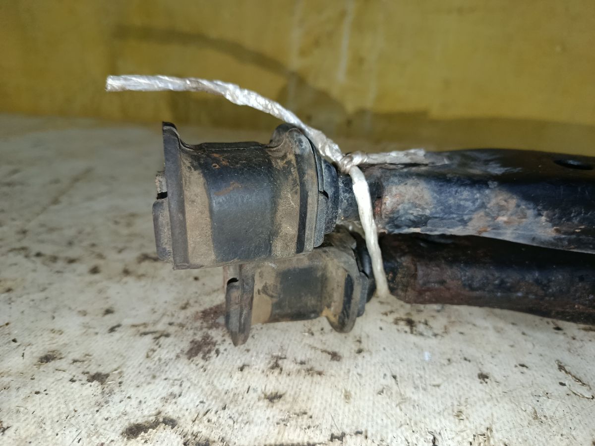 Рычаг на Toyota Raum EXZ15 5E-FE Фото 2