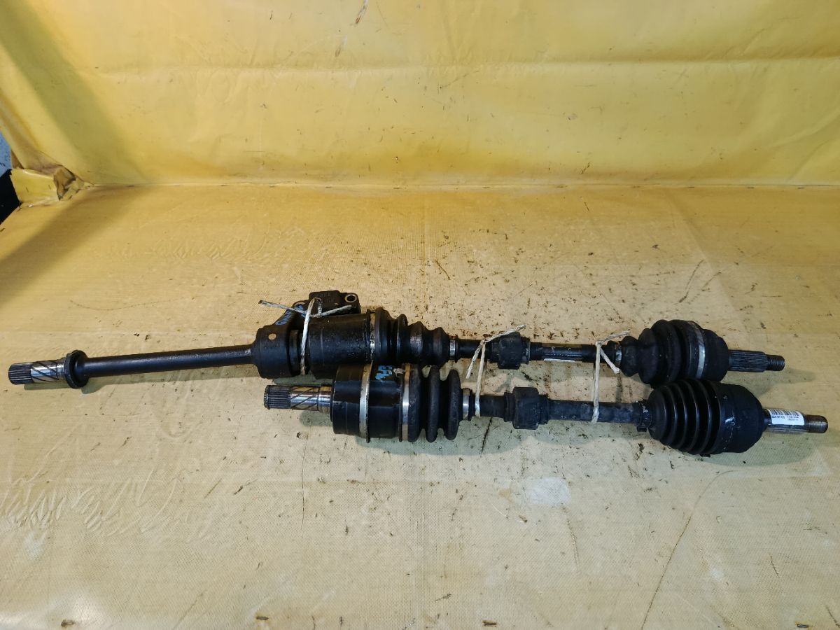 Привод на Mazda Atenza GHEFW LF Фото 1