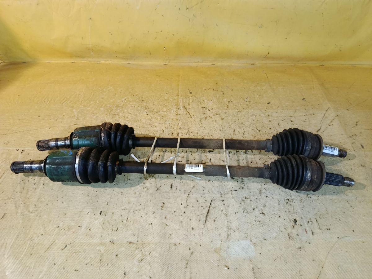 Привод на Subaru Legacy BL5 EJ204 Фото 1